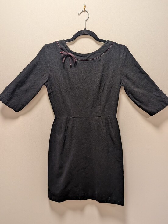 Vintage Dresses & Skirts - Vintage 1940s 1950s Black Wiggle Dress with Back Buttons